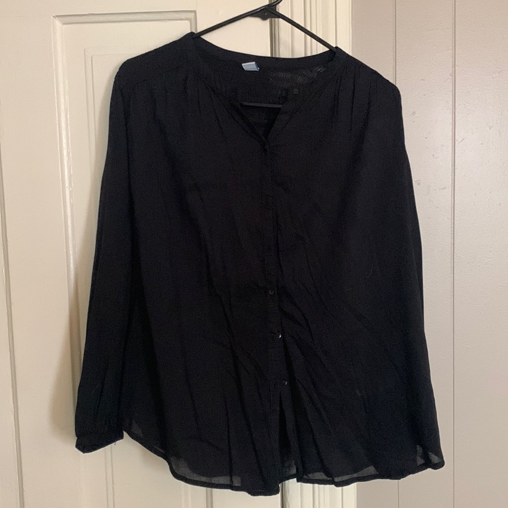 Black Old Navy blouse, size Sm.